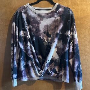 Stylish Tie-Dye Twist Front Sweatshirt